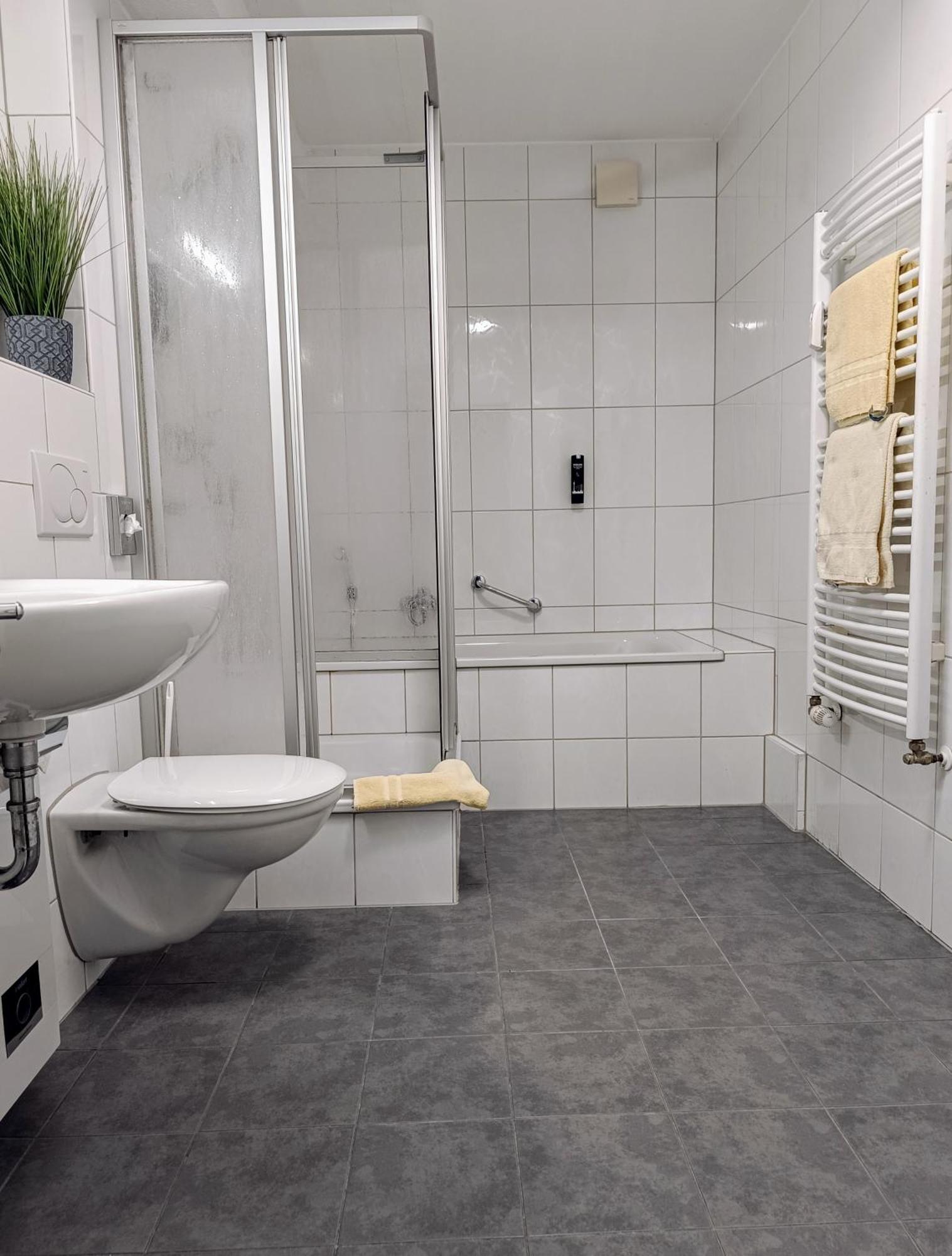 Waldhotel Unterbach Ντίσελντορφ Εξωτερικό φωτογραφία